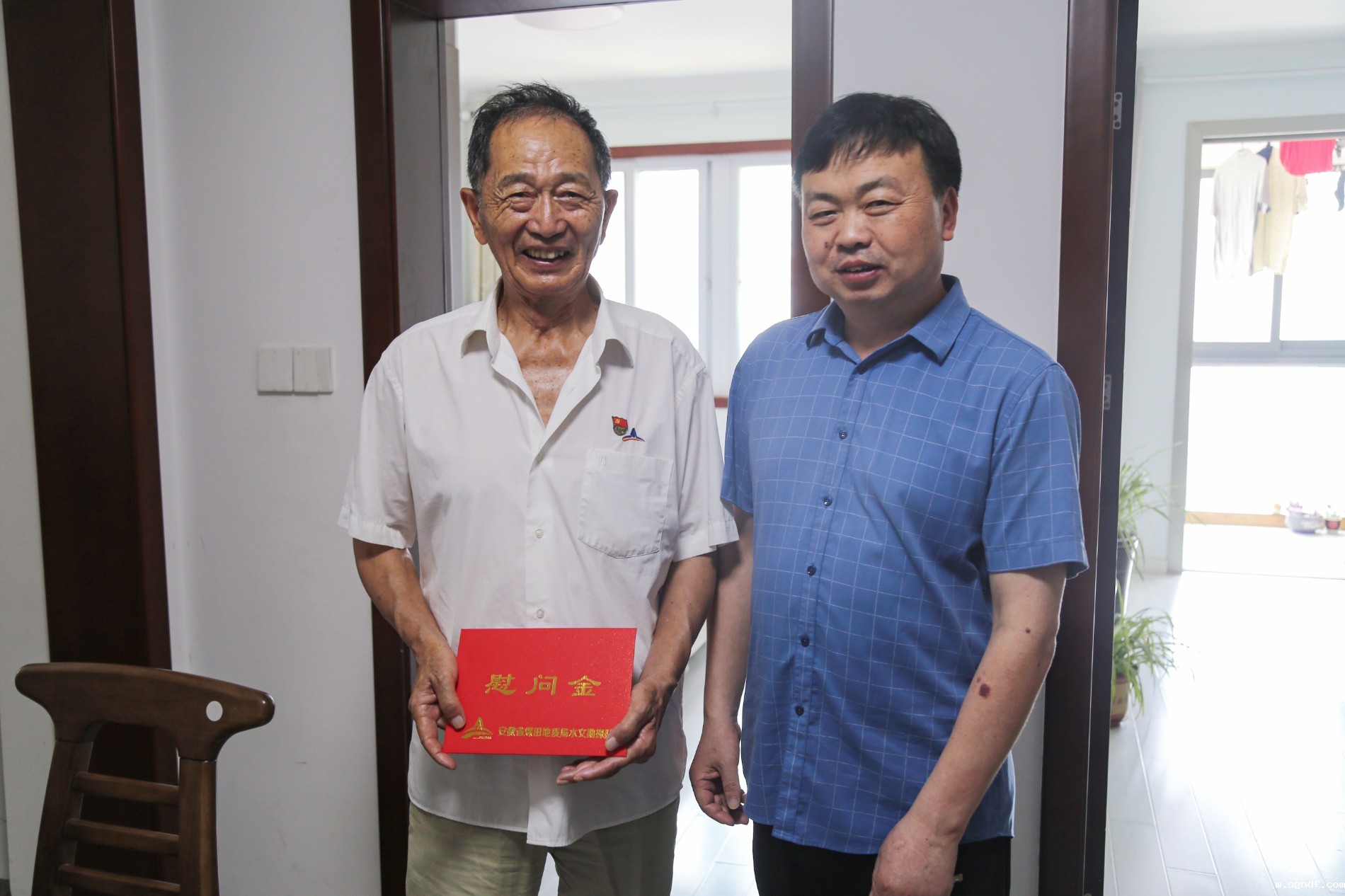 IMG_1943.jpg IMG_1943.jpg