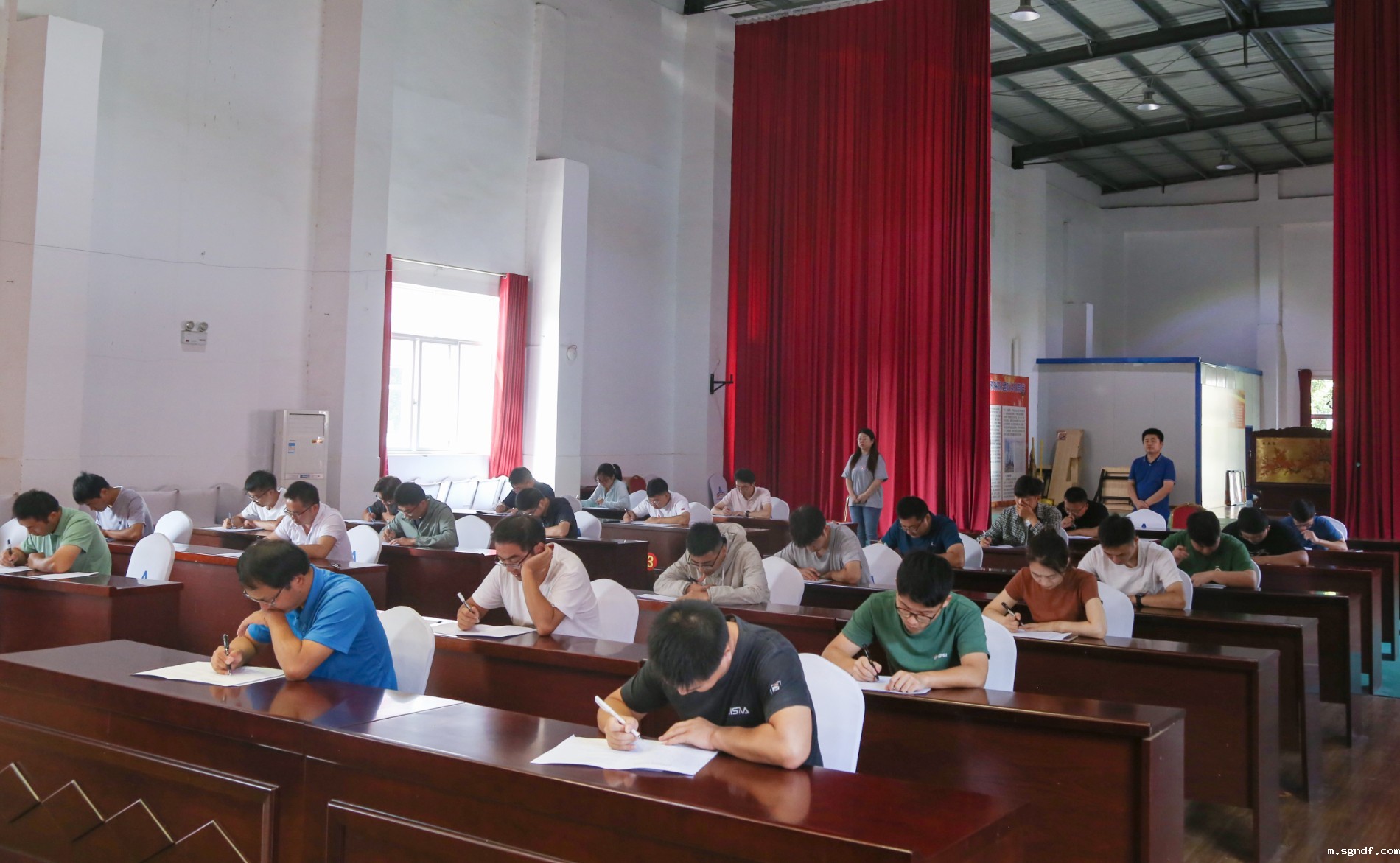 IMG_5559.jpg IMG_5559.jpg