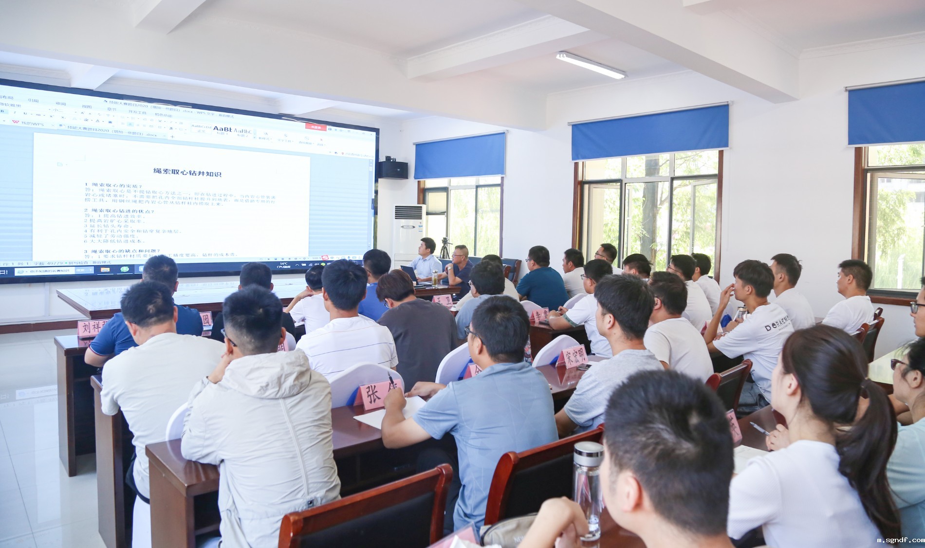 IMG_5484.jpg IMG_5484.jpg