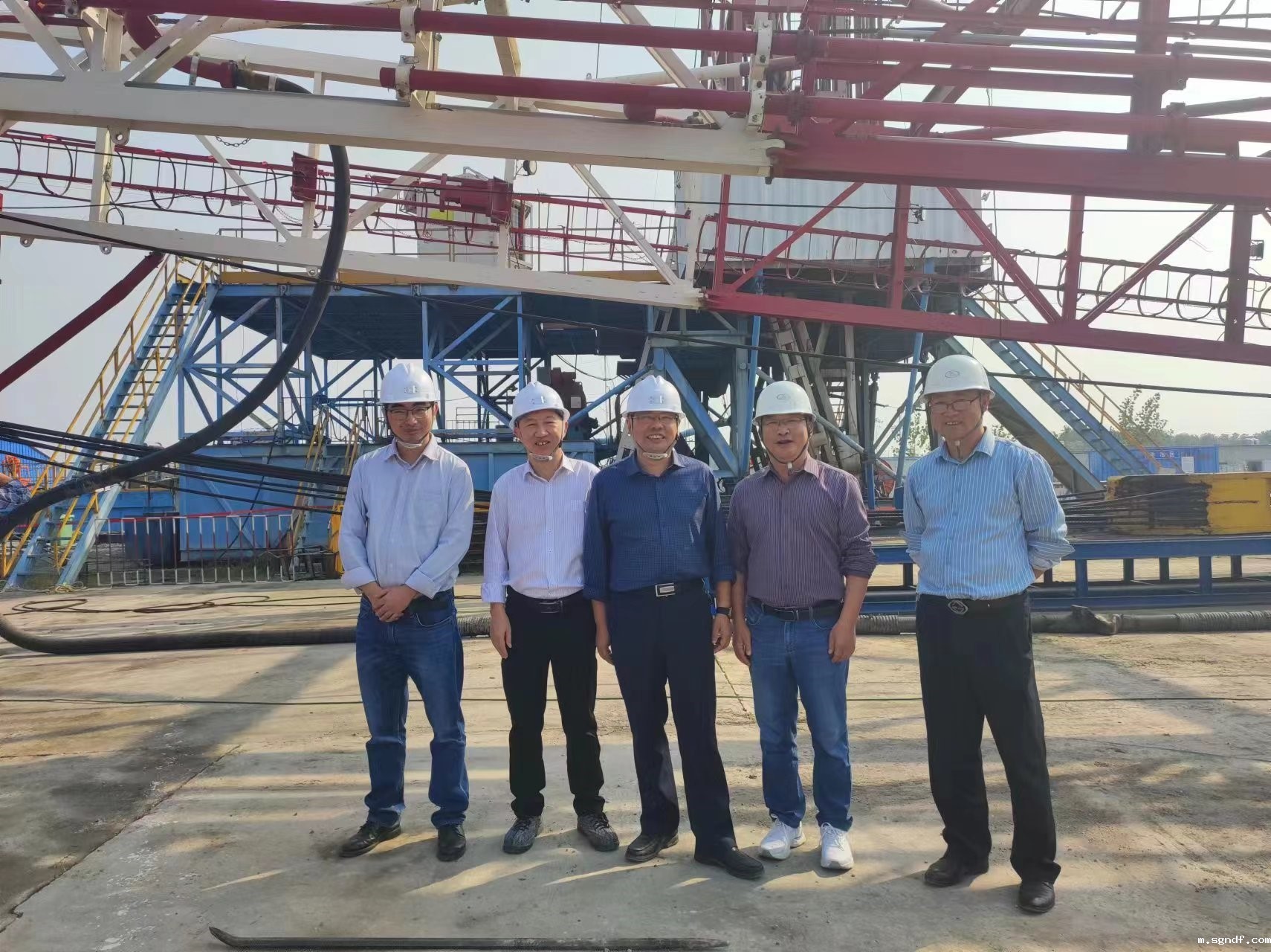 214922.jpg 214922.jpg