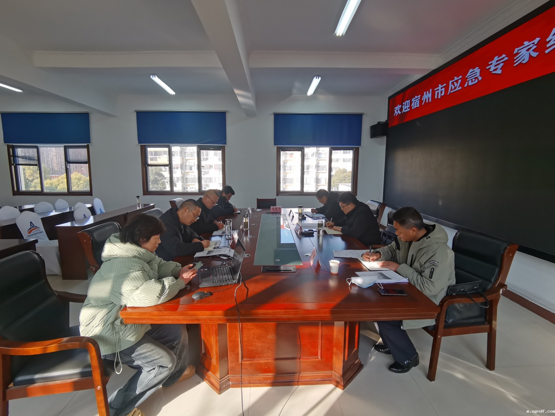 79566823.jpg 79566823.jpg