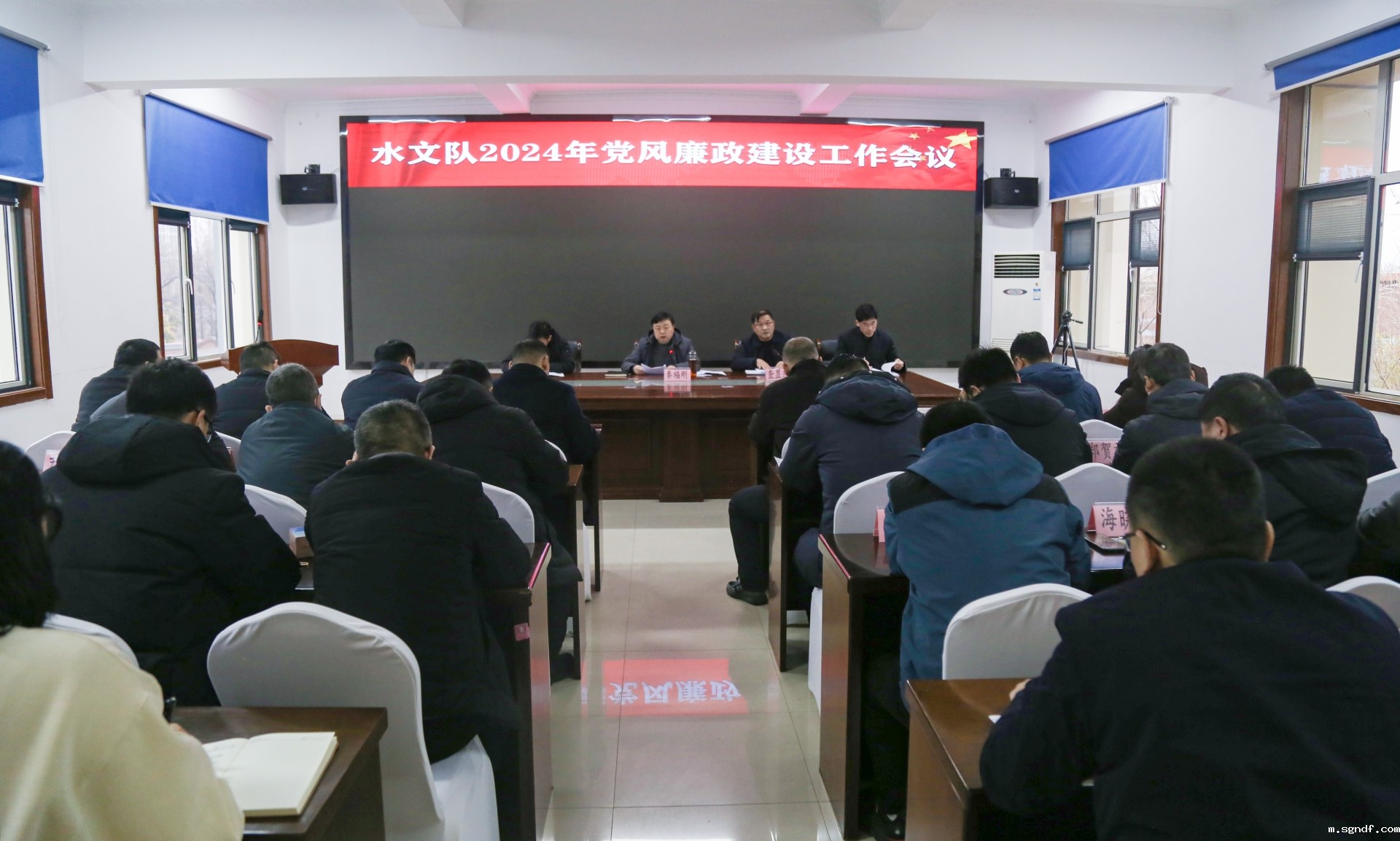 IMG_8129.jpg IMG_8129.jpg