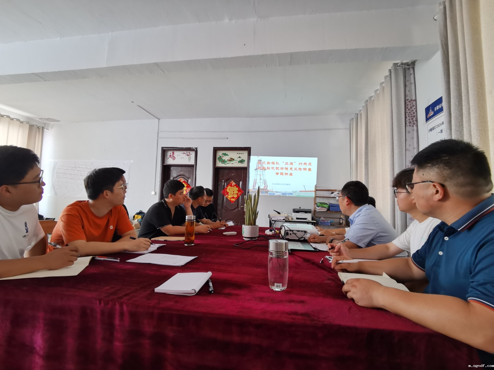 b5fda6ace0f5ebf20e98d23340da969.jpg b5fda6ace0f5ebf20e98d23340da969.jpg