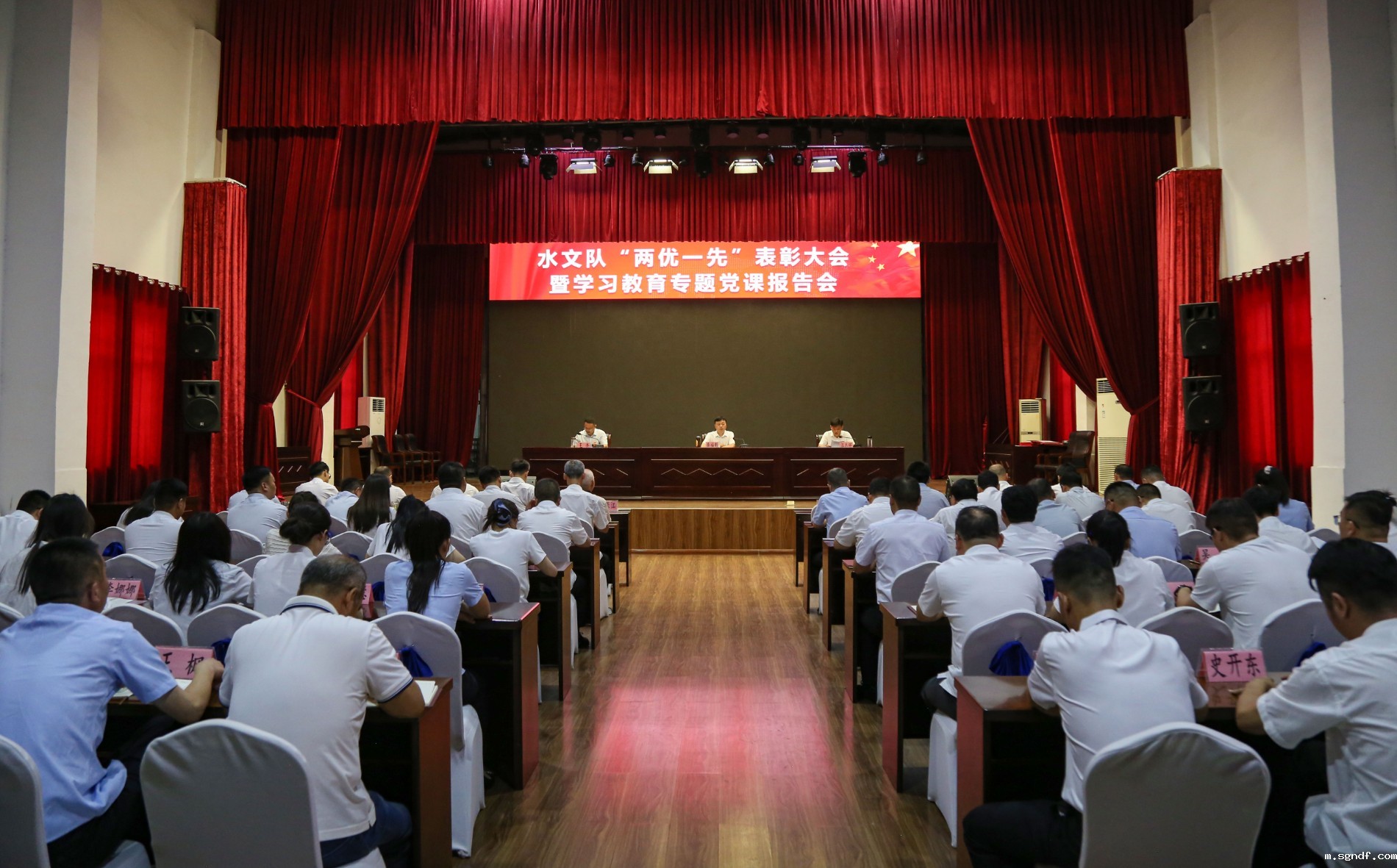 IMG_5023.jpg IMG_5023.jpg